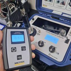 VIBRACHECK Vibromètre Portable Maintenance Préventive Machines Industrielles VM2800A METRIX