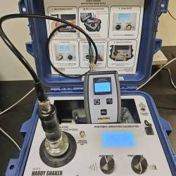 VIBRACHECK Vibromètre Portable Maintenance Préventive Machines Industrielles VM2800A METRIX