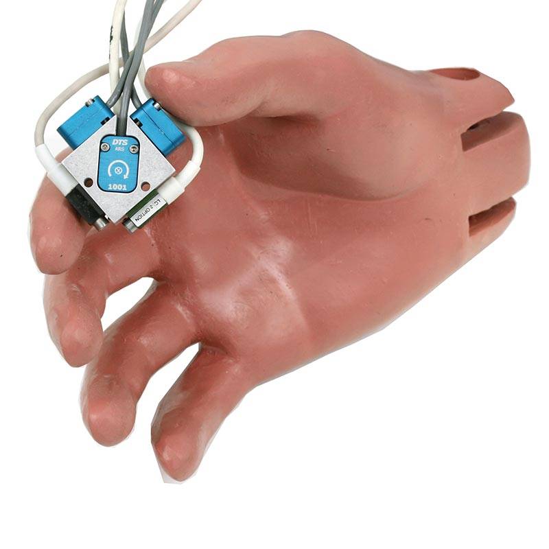 Capteurs Vitesse Angulaire Uniaxiaux sur Bloc Montage Triaxial dans Main DTS ARS PRO